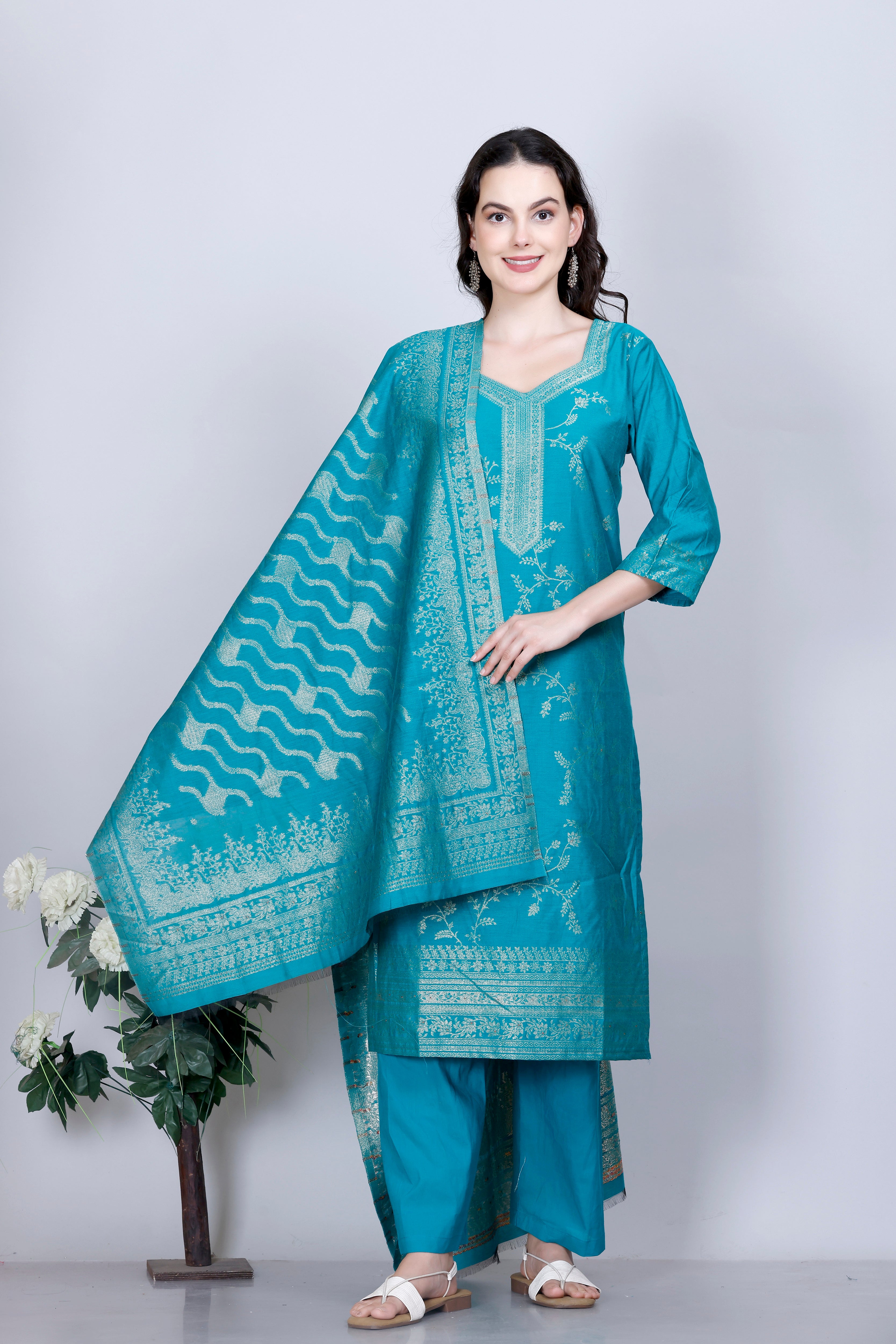 Kidar Ethnic Weave & Embordered Straight Kurta with Pant & Dupatta - NEW GREEN