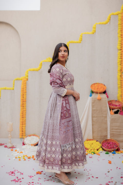 Kidar White Silk Sequin Embellished Anarkali Set