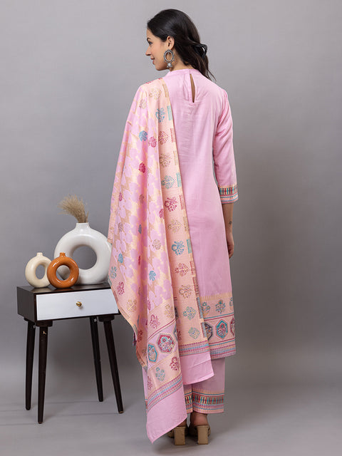 "Intricate Weave Machine Designs: "Elegant Ethnic Wear: Pink Kurta Set for Festive Occasions"