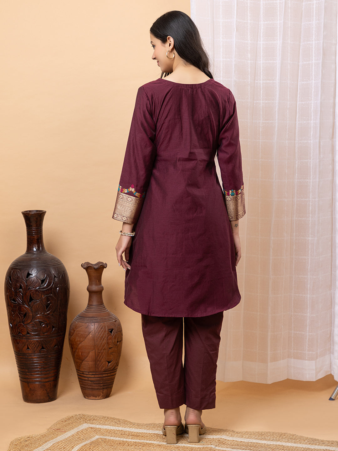 KIDAR Wine-Colored Jacquard Weave V-Neck Co-Ord Set