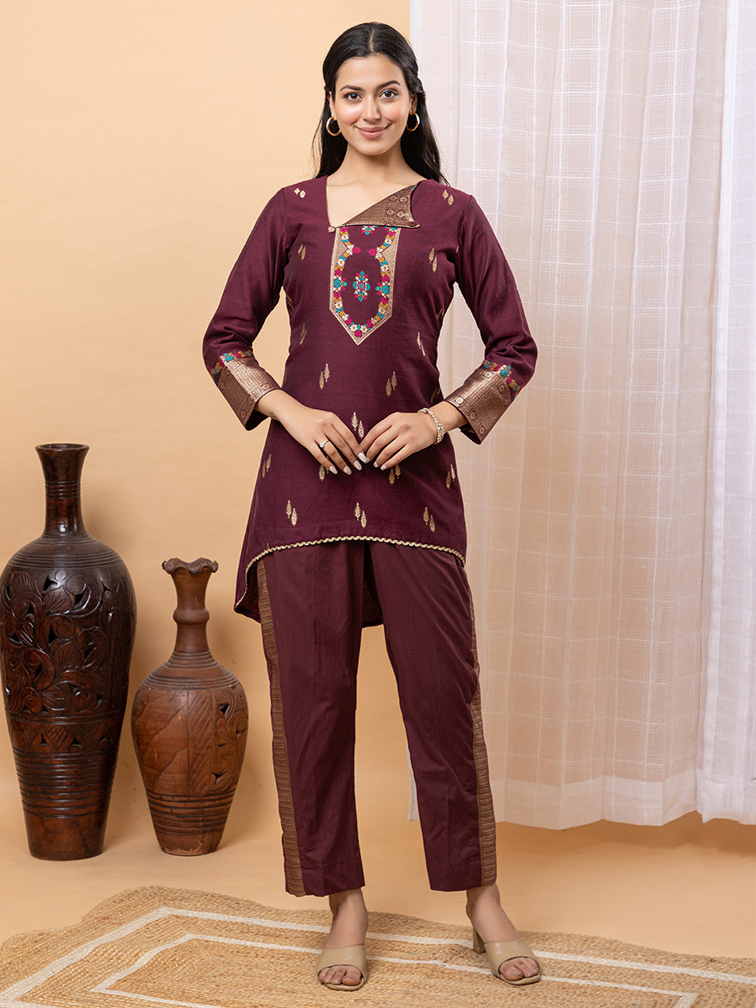 KIDAR Wine-Colored Jacquard Weave V-Neck Co-Ord Set