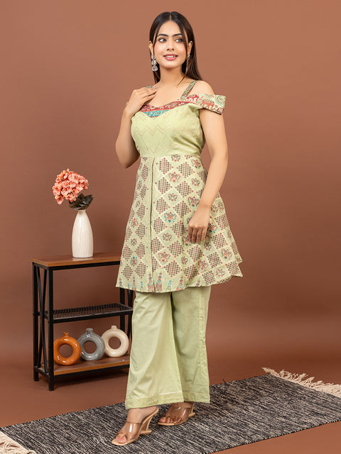 Designer Peach Kurta with Loose Fit Salwar – Stylish Ethnic Co-Ord Set