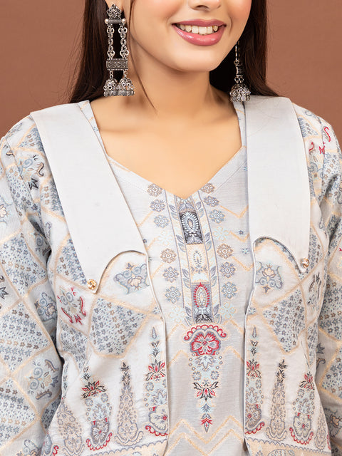 Light Grey weave Co-Ord Sets with Statement Collar & short jacket