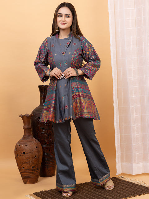 Stylish Grey Weave Work Nayra Cut Co-Ord Set