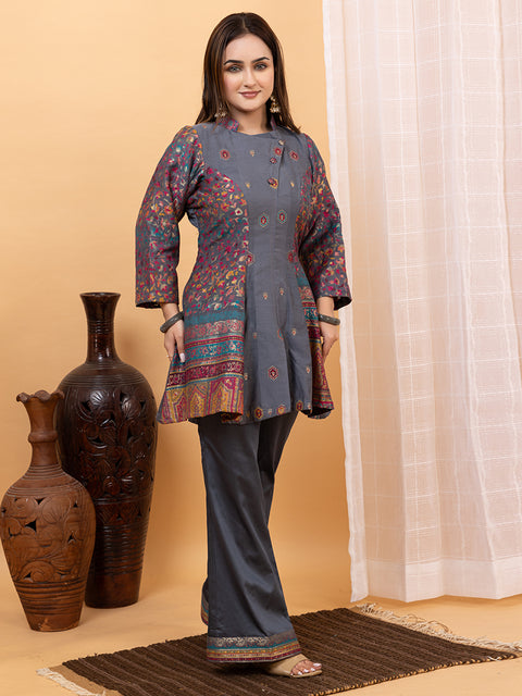 Stylish Grey Weave Work Nayra Cut Co-Ord Set