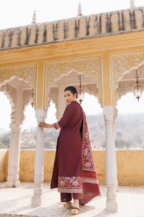 Kidar Floral Weave Kurta with Pants & Dupatta - Wine