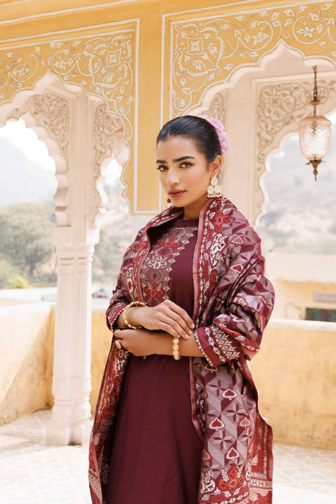 Kidar Floral Weave Kurta with Pants & Dupatta - Wine