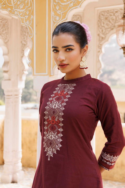 Kidar Floral Weave Kurta with Pants & Dupatta - Wine