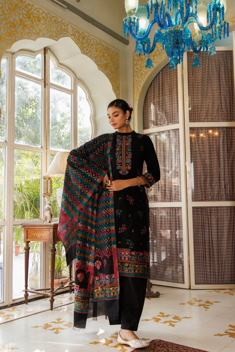 Kidar Elegant Black Pant Suit with Threadwork - Black