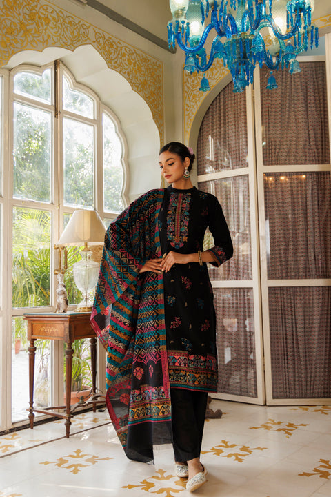 Kidar Elegant Black Pant Suit with Threadwork - Black