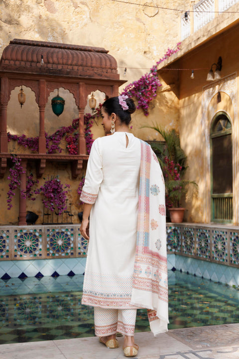 Kidar White Organic Cotton Pant Suit with Weave design Dupatta