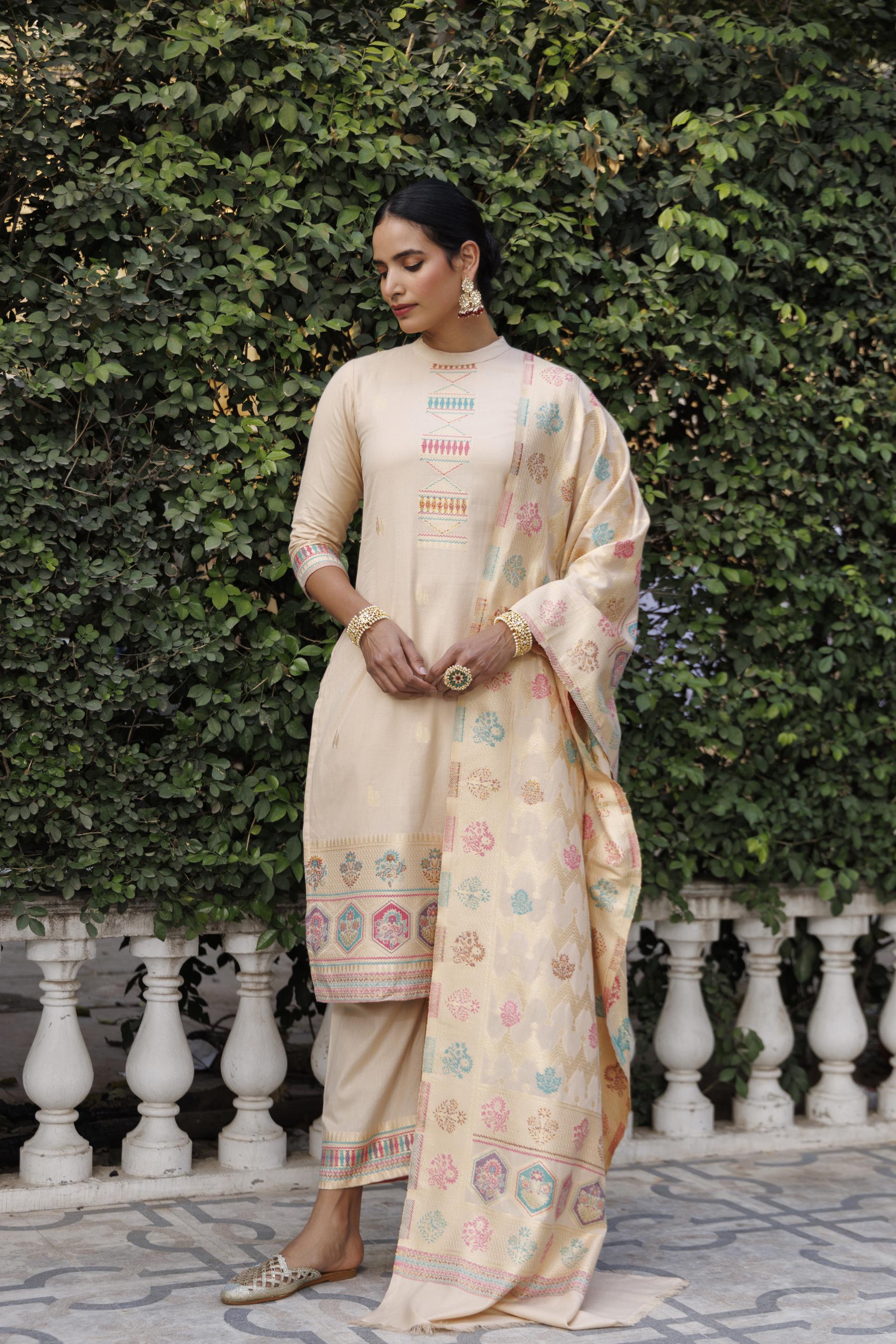 Kidar White Organic Cotton Pant Suit with Printed Dupatta