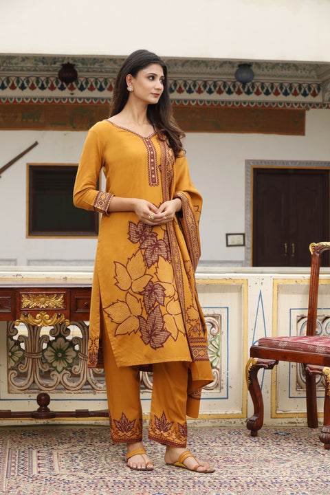 Mustard Woolen Kurta Set with Dupatta & Thread Embroidery