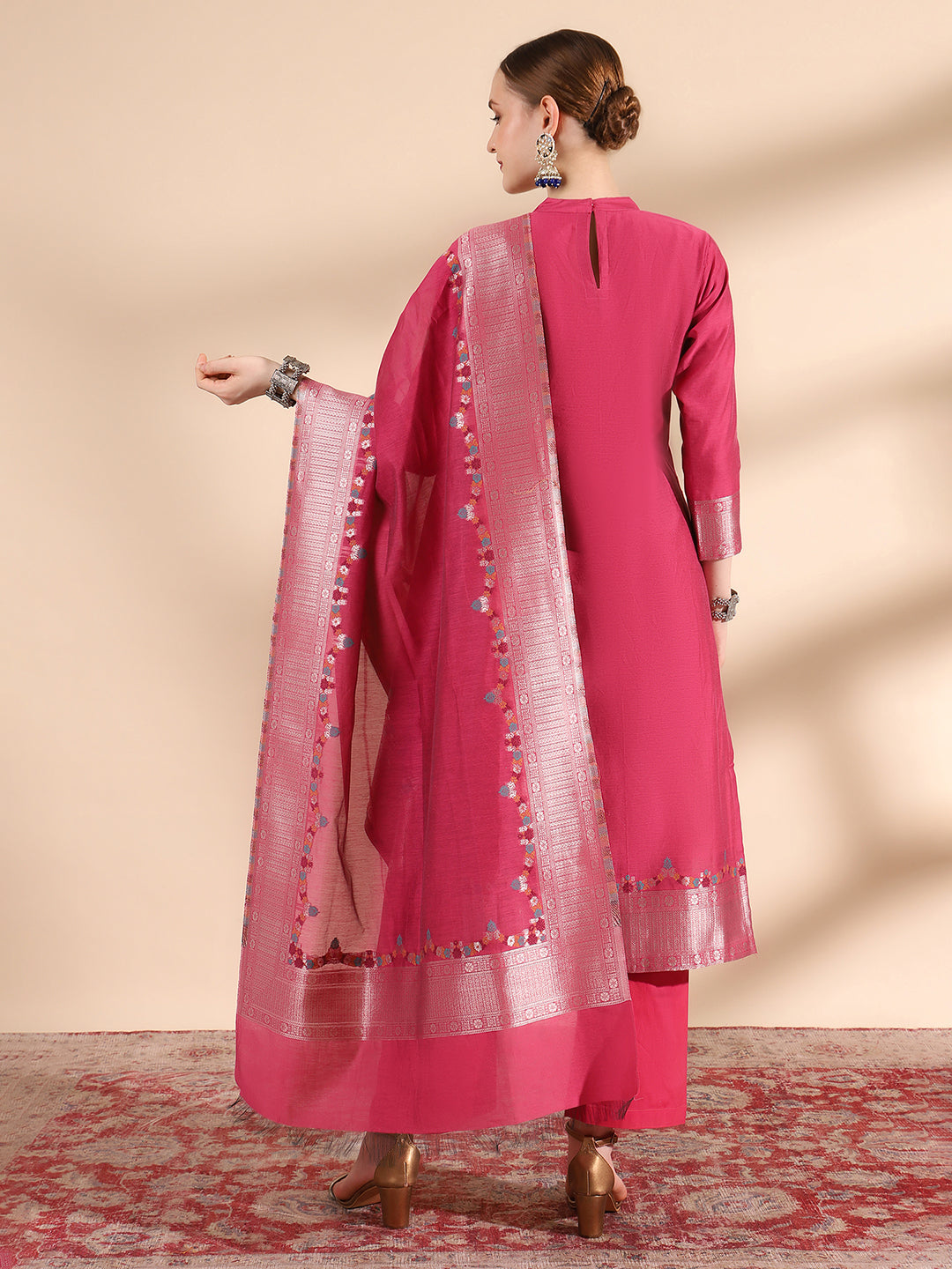 "Magenta Mandarin Collar Kurta Set with Dupatta by Kidar