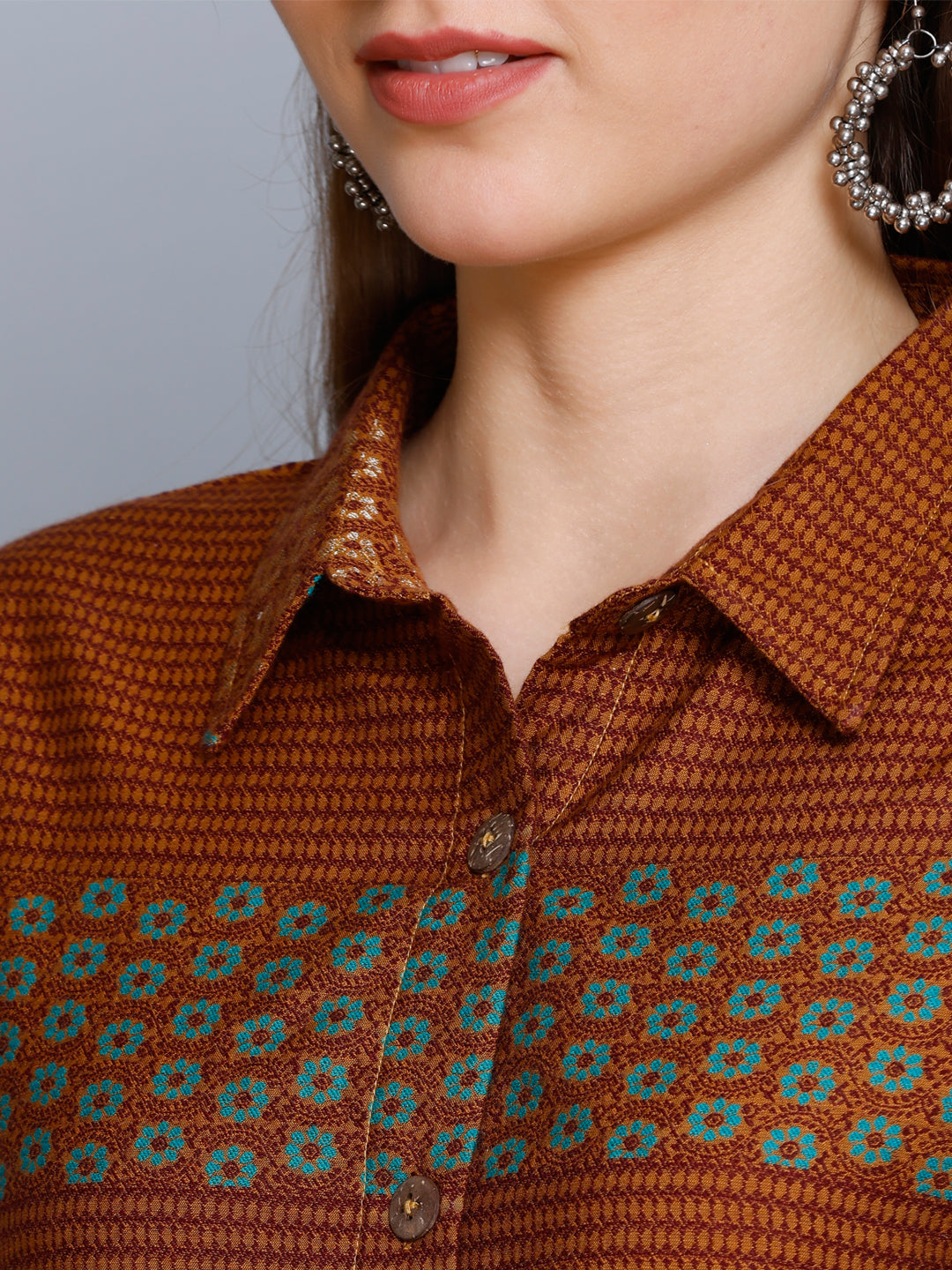 Kidar - Collared Neck Women's Shirt in Printed Cotton Silk