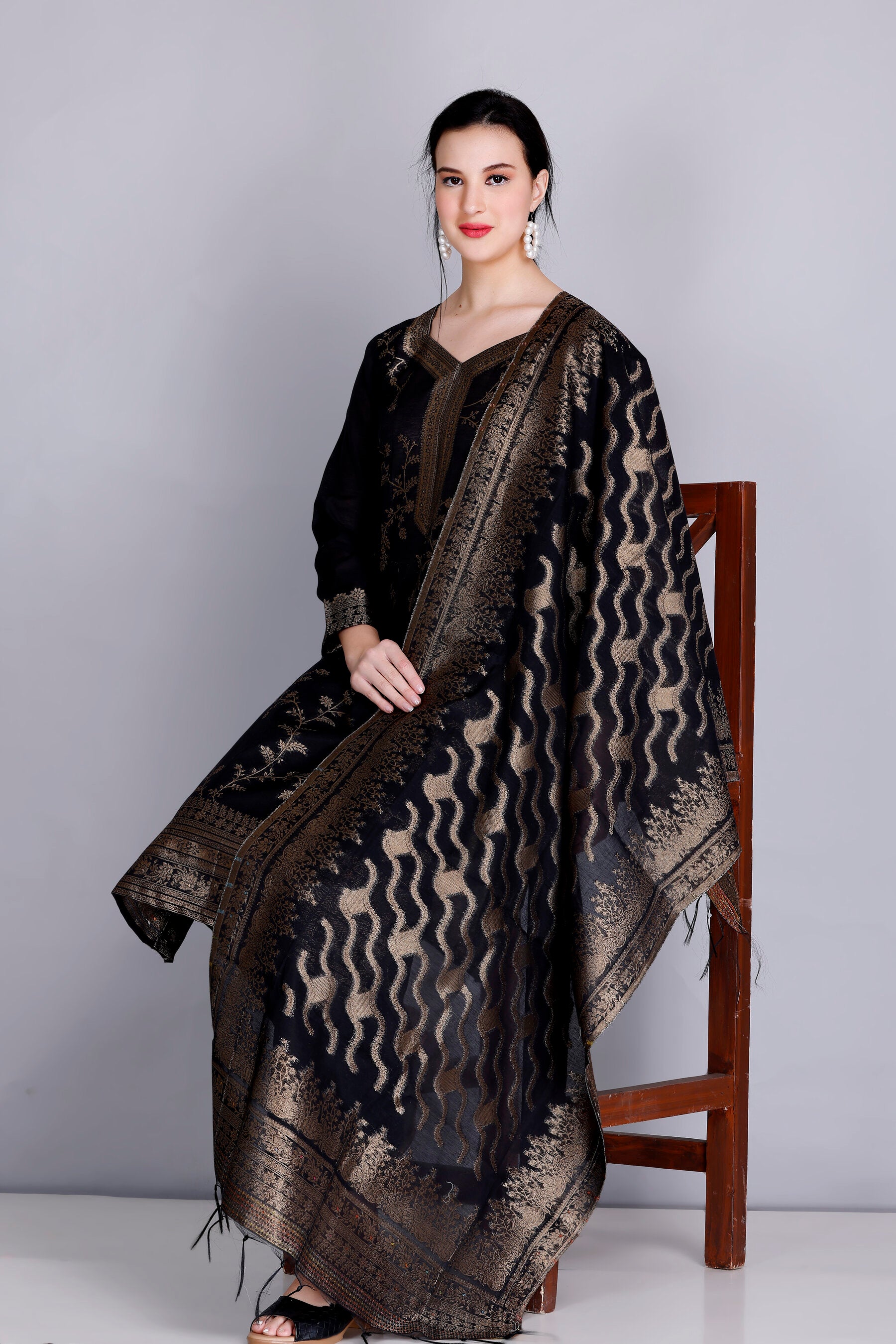 Kidar 's Unstitched Cotton Silk Suit in Black