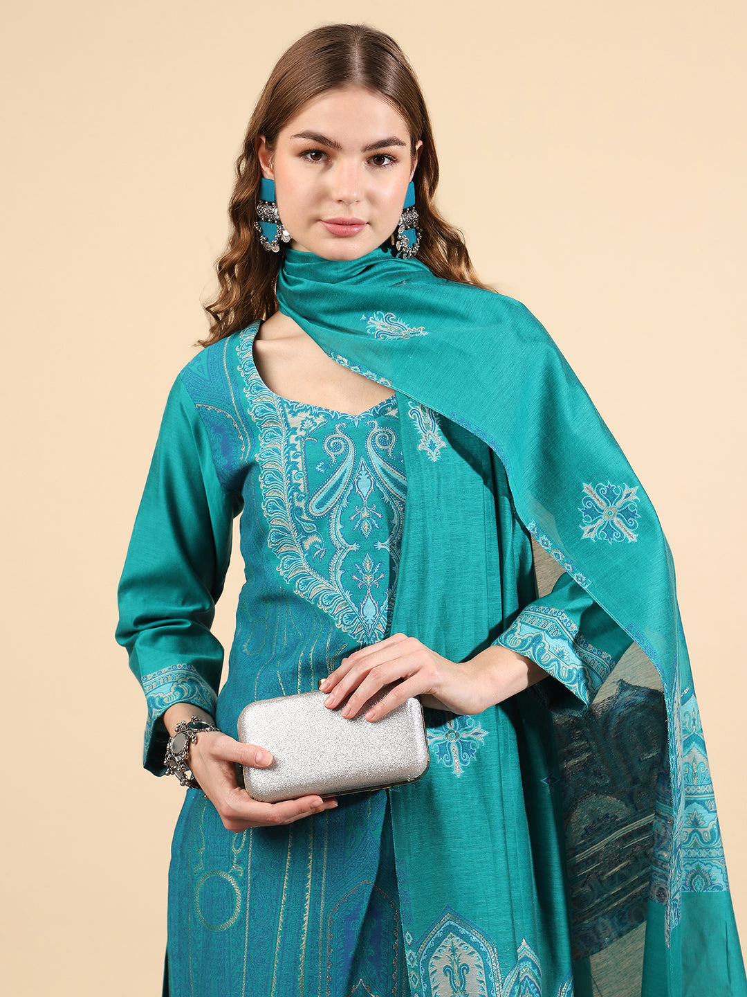 Stylish Green Kurta Set with Jacquard Work & Embroidery