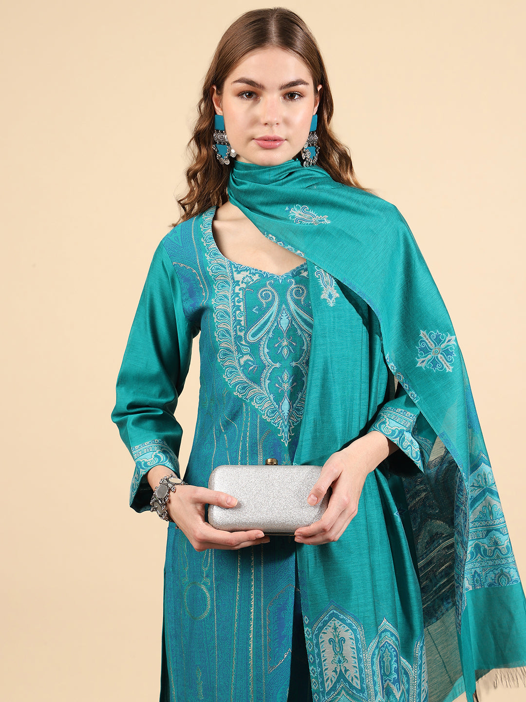 Stylish Green Kurta Set with Jacquard Work & Embroidery