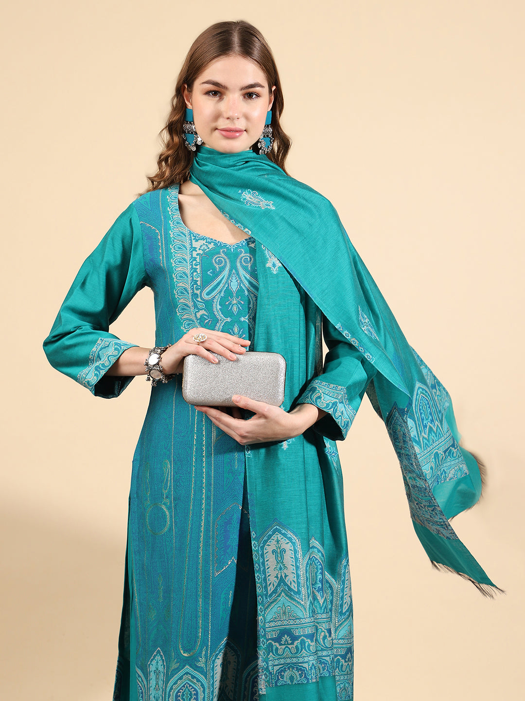 Stylish Green Kurta Set with Jacquard Work & Embroidery