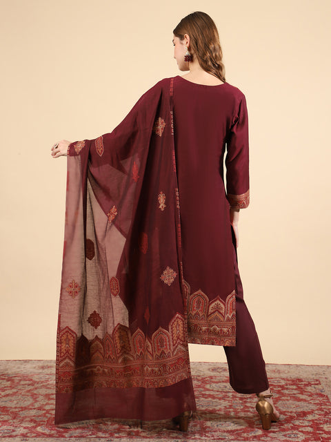 Elegant Wine-Colored U-Neck Kurta Set by Kidar
