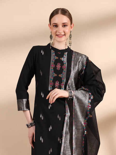 Mandarin Collar Kurta Set with Dupatta - Black